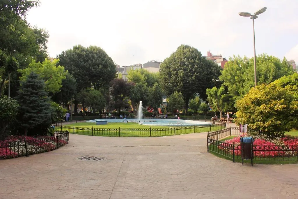 Uyar Apt Apartment Istanbul Turkey