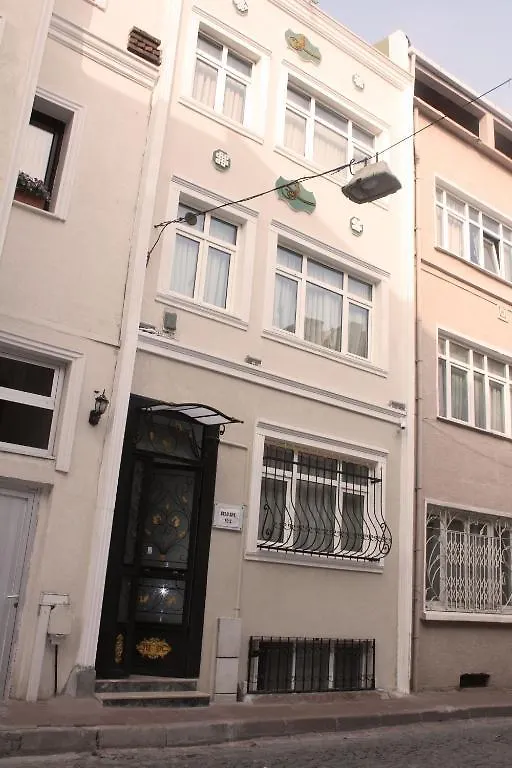Uyar Apt Apartment Istanbul Turkey