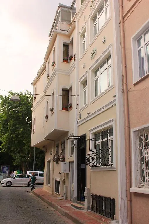 Uyar Apt Apartment Istanbul Turkey