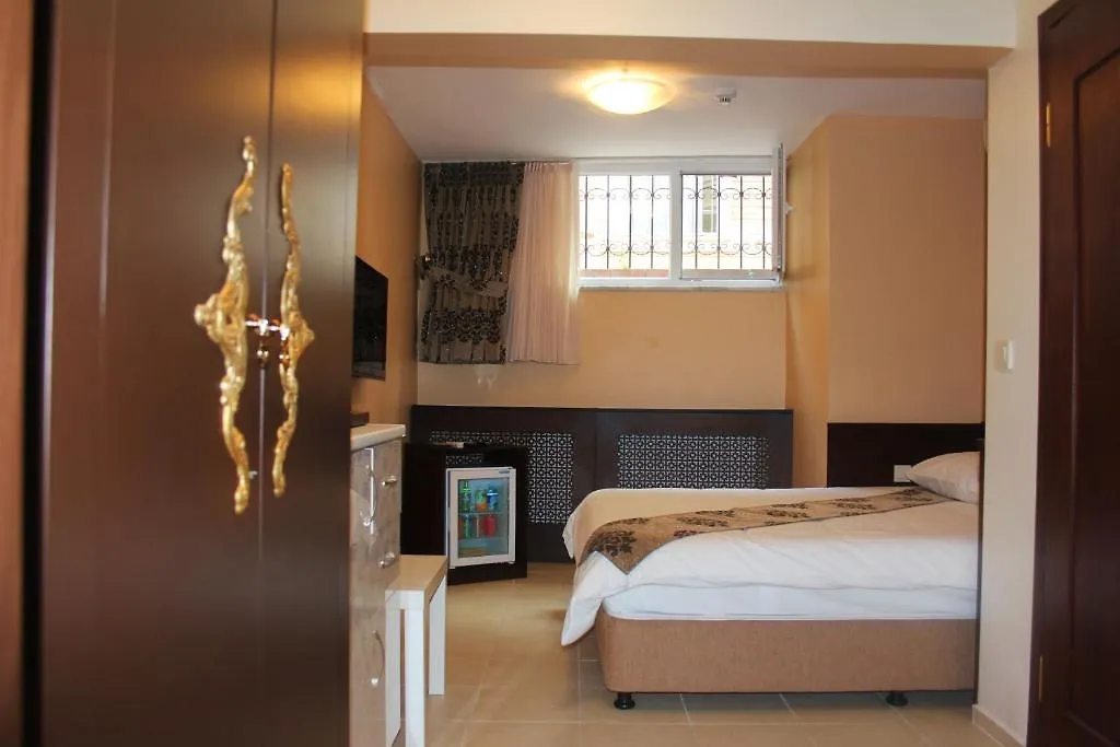 Uyar Apt Apartment Istanbul Turkey