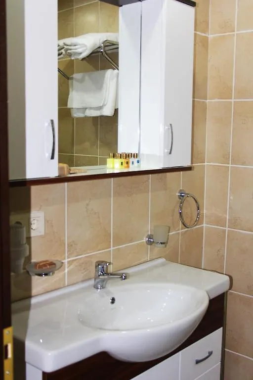 Uyar Apt Apartment Istanbul Turkey